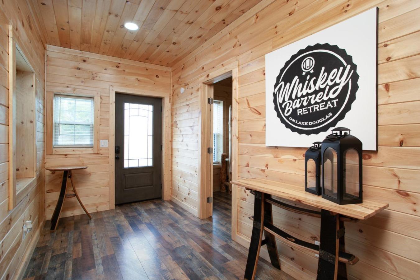 فيلا Whiskey Barrel W Hot Tub Arcade Game Fire Pit سيفيرفيل المظهر الخارجي الصورة